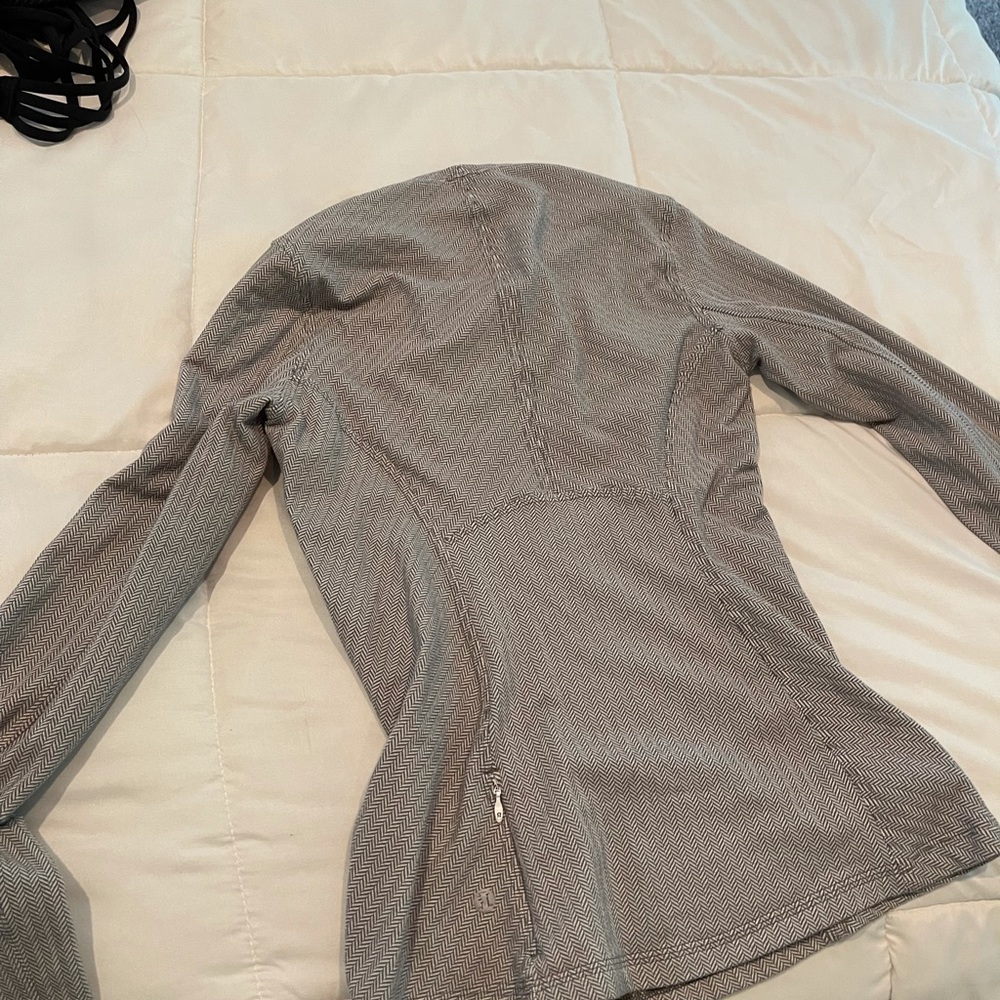 Grey warm lulu long sleeve